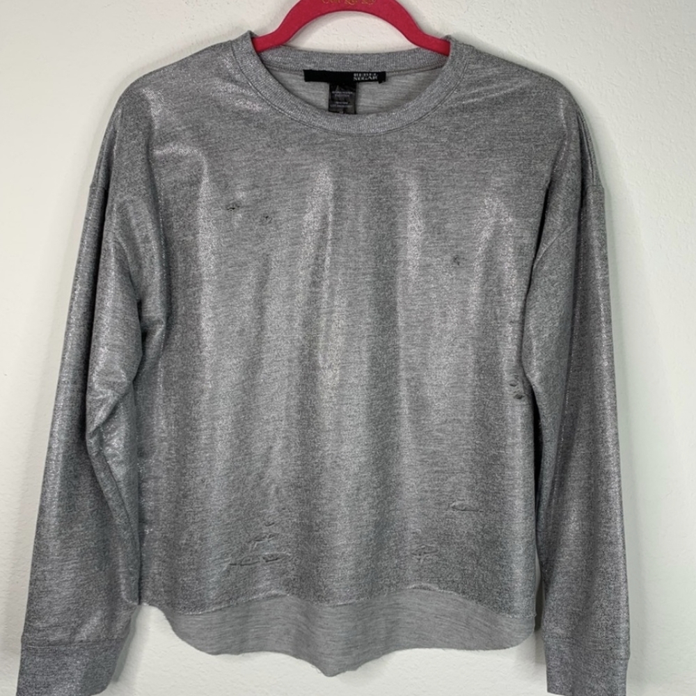 5/25💞 Rebel Sugar Grey and Silver Distressed Cropped Sweater